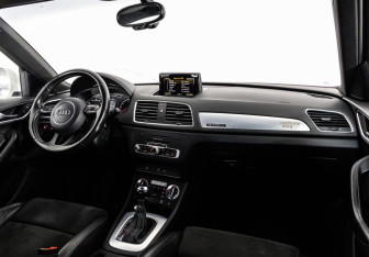 Подержанный автомобиль Audi Q3 2013 года (10 фото)