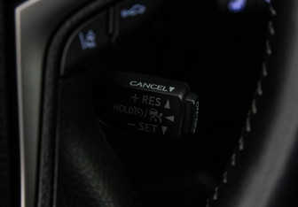 Подержанный автомобиль Toyota Land Cruiser Prado 2021 года (20 фото)