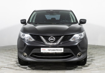 Подержанный автомобиль Nissan Qashqai 2017 года (2 фото)
