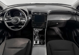 Подержанный автомобиль Hyundai Tucson 2021 года (14 фото)