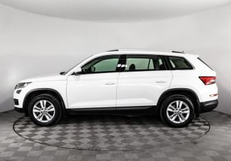 Подержанный автомобиль Skoda Kodiaq 2018 года (10 фото)