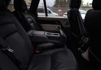 Подержанный автомобиль Land Rover Range Rover 2020 года (14 фото)