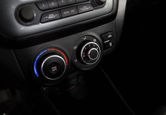 Подержанный автомобиль Kia Rio Sedan 2014 года (9 фото)