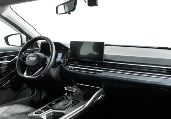 Подержанный автомобиль Geely Emgrand 2023 года (9 фото)