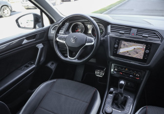 Подержанный автомобиль Volkswagen Tiguan 2021 года (10 фото)