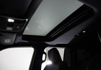 Подержанный автомобиль Toyota Land Cruiser Suv 2021 года (25 фото)