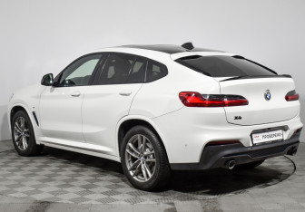Подержанный автомобиль BMW X4 2020 года (7 фото)