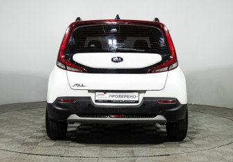 Подержанный автомобиль Kia Soul 2019 года (6 фото)