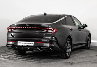 Подержанный автомобиль Kia K5 2021 года (6 фото)