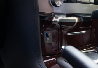 Подержанный автомобиль Lexus LX 2014 года (31 фото)