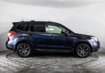Подержанный автомобиль Subaru Forester Suv 2013 года (4 фото)