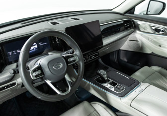 Подержанный автомобиль GAC GS8 2023 года (11 фото)