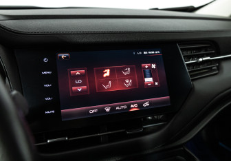 Подержанный автомобиль Haval F7 2020 года (16 фото)