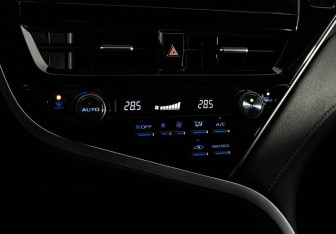 Подержанный автомобиль Toyota Camry Sedan 2021 года (17 фото)