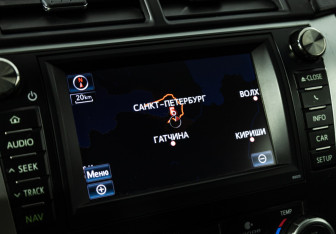 Подержанный автомобиль Toyota Camry Sedan 2012 года (15 фото)