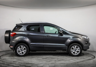 Подержанный автомобиль Ford EcoSport 2017 года (4 фото)