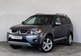 Подержанный автомобиль Mitsubishi Outlander 2006 года (1 фото)