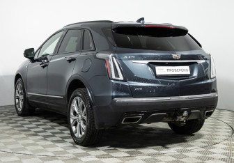 Подержанный автомобиль Cadillac XT5 2020 года (7 фото)