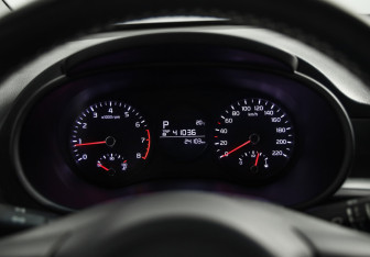 Подержанный автомобиль Kia Picanto 2020 года (12 фото)