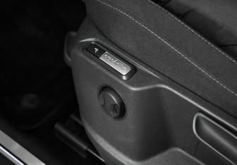 Подержанный автомобиль Volkswagen Tiguan 2020 года (10 фото)