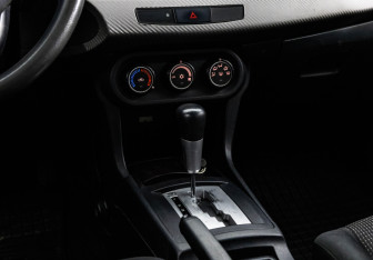 Подержанный автомобиль Mitsubishi Lancer Sedan 2008 года (12 фото)