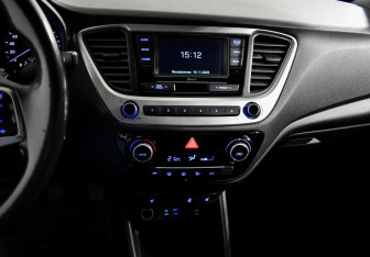 Подержанный автомобиль Hyundai Solaris Sedan 2018 года (15 фото)