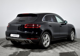 Подержанный автомобиль Porsche Macan 2017 года (5 фото)