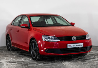 Подержанный автомобиль Volkswagen Jetta Sedan 2012 года (3 фото)