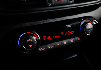 Подержанный автомобиль Kia Cerato Sedan 2020 года (17 фото)