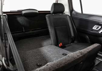 Подержанный автомобиль Skoda Fabia Hatchback 2009 года (14 фото)