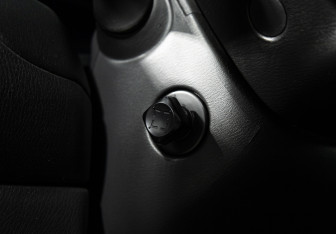 Подержанный автомобиль Nissan Pathfinder 2014 года (18 фото)