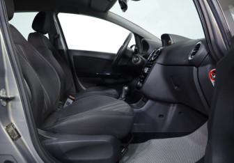 Подержанный автомобиль Opel Corsa 2013 года (21 фото)