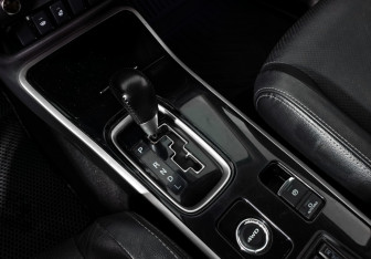 Подержанный автомобиль Mitsubishi Outlander 2017 года (11 фото)