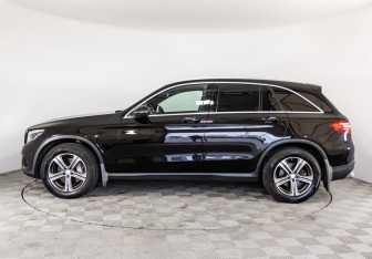 Подержанный автомобиль Mercedes-Benz GLC Coupe 2016 года (8 фото)