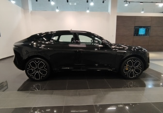 Новый Avatr 11 2025 (4 фото)