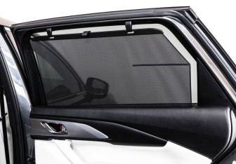 Подержанный автомобиль Mazda CX-9 2022 года (35 фото)