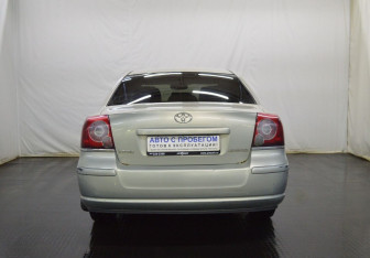 Подержанный автомобиль Toyota Avensis Sedan 2007 года (6 фото)