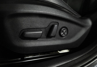 Подержанный автомобиль Hyundai Sonata 2019 года (16 фото)