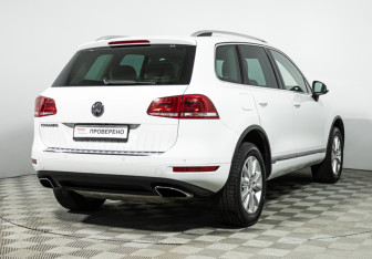 Подержанный автомобиль Volkswagen Touareg 2013 года (5 фото)