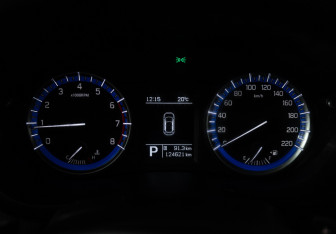 Подержанный автомобиль Suzuki SX4 Hatchback 2014 года (12 фото)