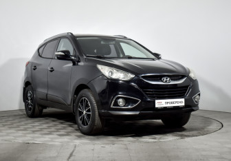 Подержанный автомобиль Hyundai ix35 2012 года (3 фото)
