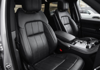 Подержанный автомобиль Land Rover Range Rover Sport 2021 года (30 фото)