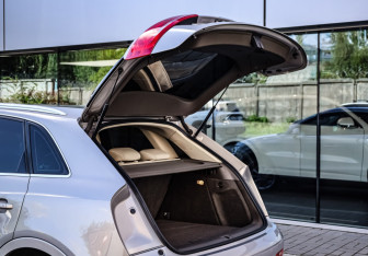 Подержанный автомобиль Audi Q3 2013 года (22 фото)