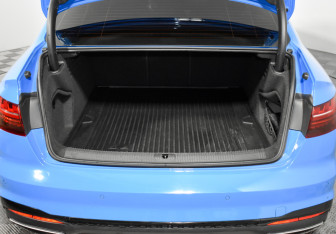 Подержанный автомобиль Audi A4 Sedan 2020 года (22 фото)