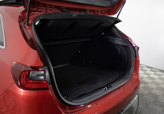 Подержанный автомобиль Kia Ceed Hatchback 2019 года (25 фото)