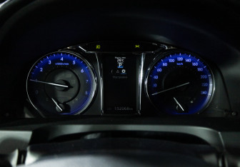 Подержанный автомобиль Toyota Camry Sedan 2017 года (12 фото)