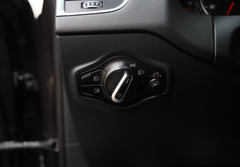 Подержанный автомобиль Audi Q5 2014 года (19 фото)