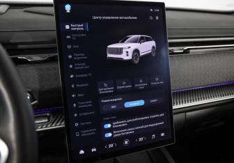 Подержанный автомобиль Jaecoo J7 2023 года (16 фото)