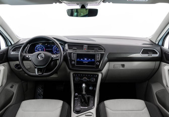 Подержанный автомобиль Volkswagen Tiguan 2017 года (11 фото)