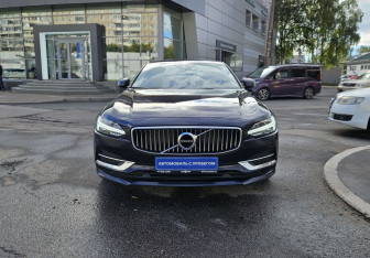 Подержанный автомобиль Volvo S90 2019 года (2 фото)